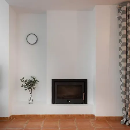 Splendid And Harmonious 3br House W/pool Casa de Férias