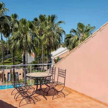 Casa de Férias Splendid And Harmonious 3br House W/pool